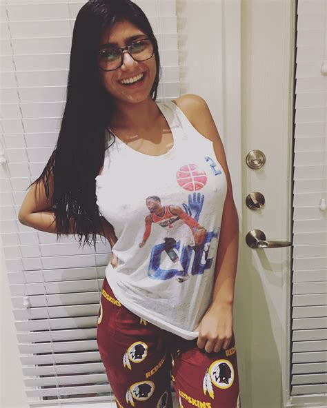 miya kholifa hot pic|Mia Khalifa Is One Sexy Brunette